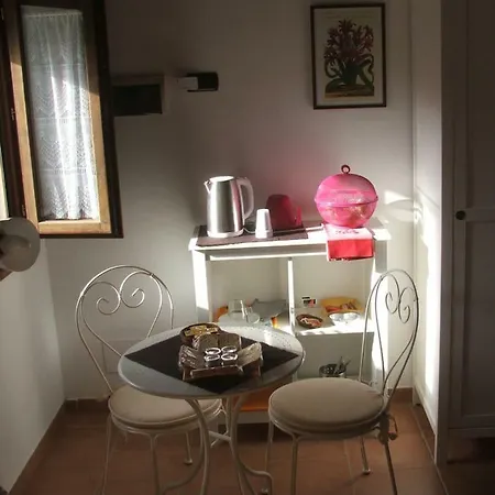 Casale Arcadia אורביאטו