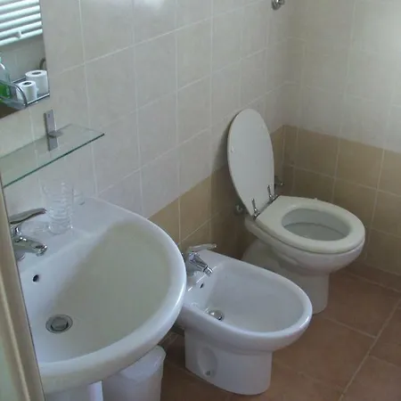 Casale Arcadia 3* אורביאטו